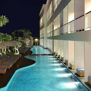 Ossotel 4* Legian