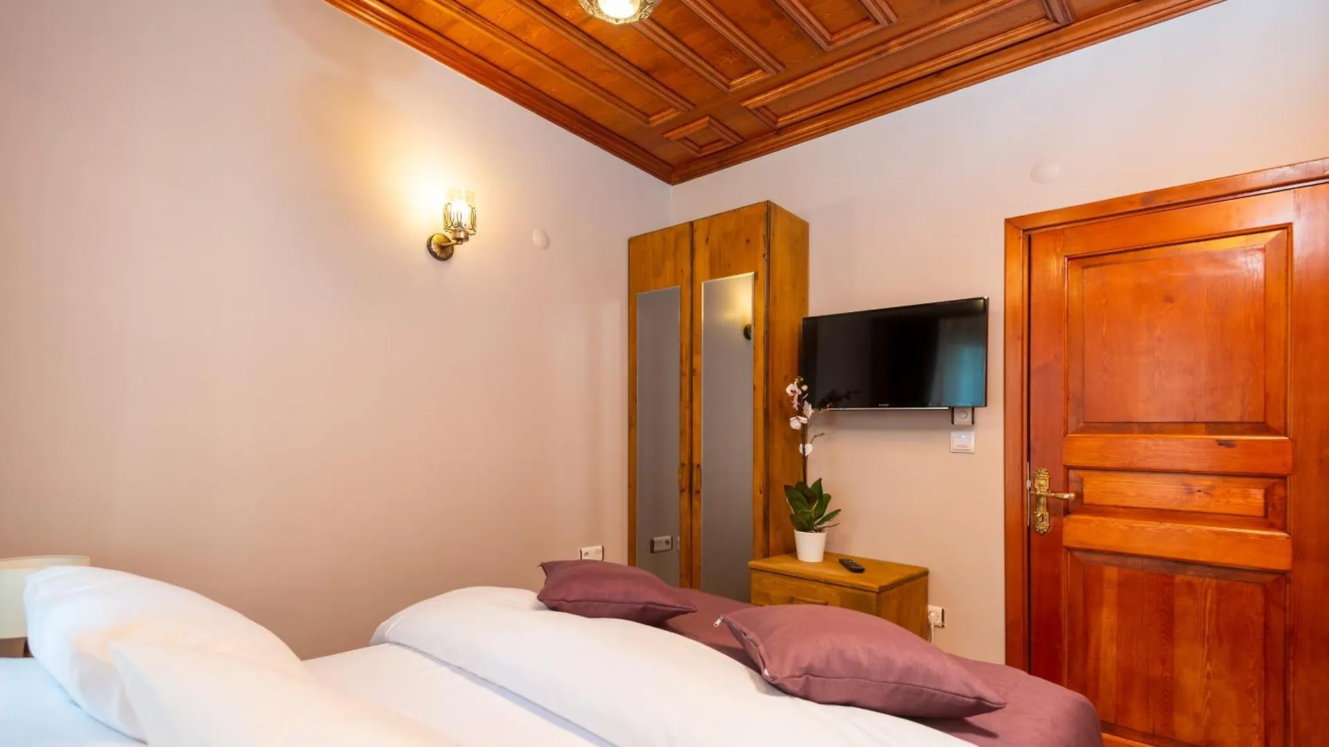 Wonder Wood Hotel Provincia di Provincia di Istanbul Bed & Breakfast